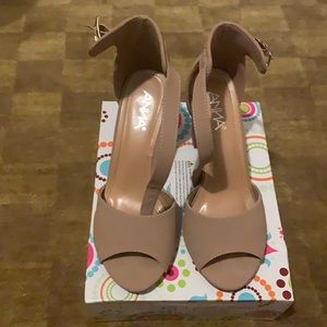 Anna libra 2 Taupe nvm color size 7 1/2